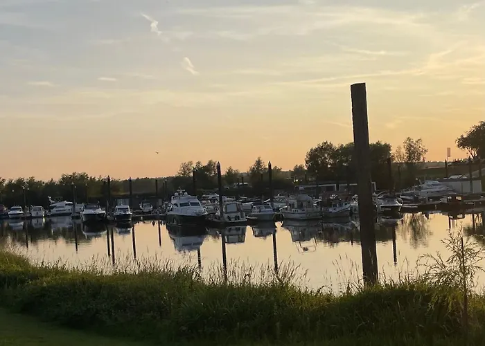Marina Strandbad Inselperle Mit Zaun&airco Nr 84 Ferienhaus